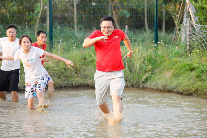 合景盛世集團(tuán)八周年慶典活動(dòng)圓滿落幕 合景盛世集團(tuán)八周年慶典活動(dòng)圓滿落幕